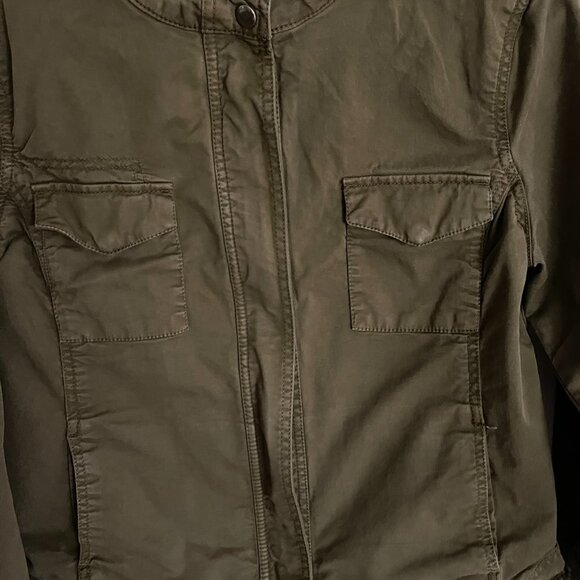 HINGE Women's Shirt, Utility Jacket Size Medium Olive Green with Raw Hem Look - Picture 3 of 10